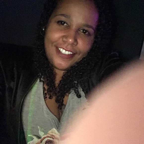 Meet your Posher, Tiffany - Picture 1 of 1